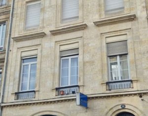 Achat / Vente immobilier neuf Bordeaux réhabilitation quartier Chartrons à deux pas du tram B (33000) - Réf. 13865