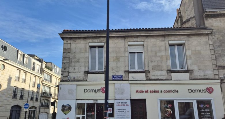 Achat / Vente immobilier neuf Bordeaux réhabilitation à 20 min de la gare en bus (33000) - Réf. 13644