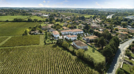 Programme immobilier neuf VISTA VINIA - Sainte-Eulalie : Résidence T3–T4 avec cadre champêtre et confort familial proche des espaces verts (33560) - Référence : 13107